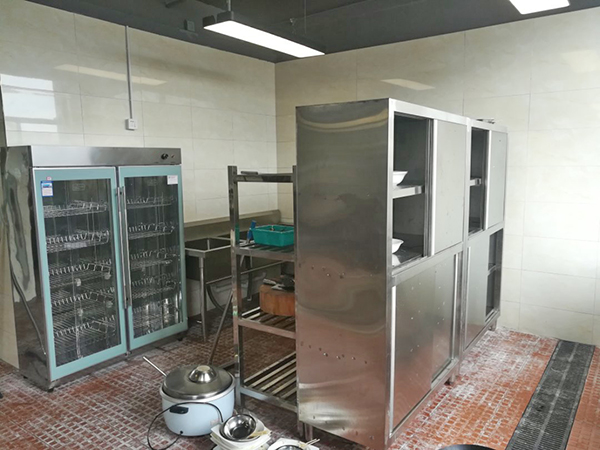 厨具设备如何做好防锈工作